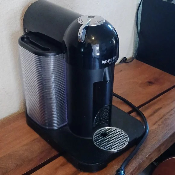 Nespresso VertuoLine Coffee Machine - Picture 3 of 11